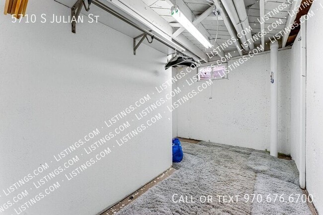 Building Photo - 5710 S Julian St