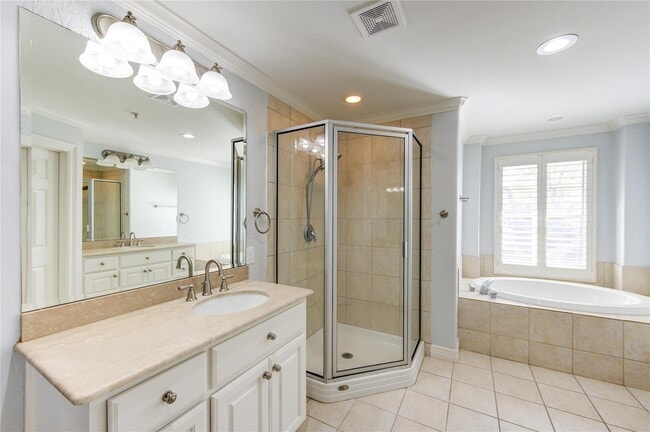 Building Photo - 4340 Lake Walk Ct