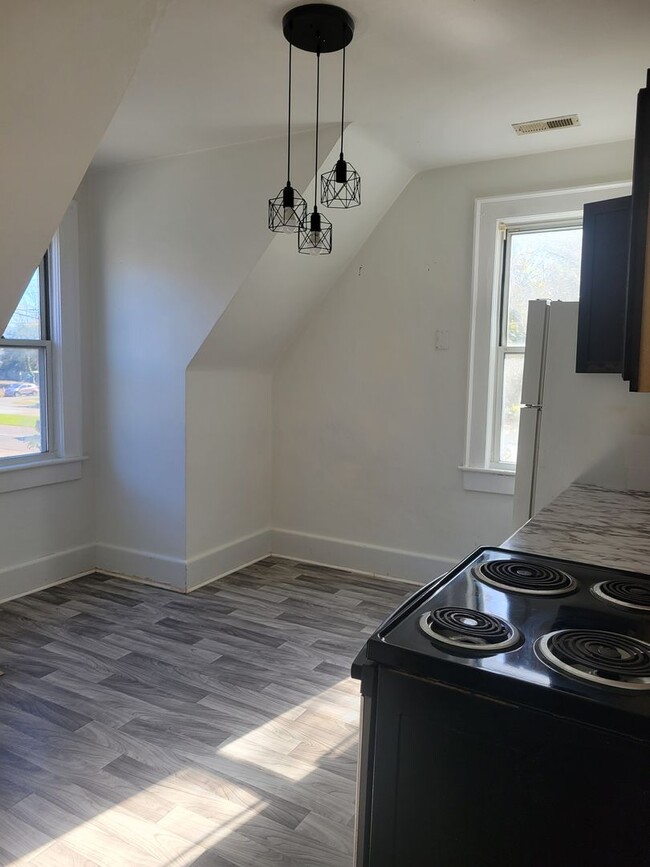 Building Photo - Trinh_4900 E Princess Anne Road