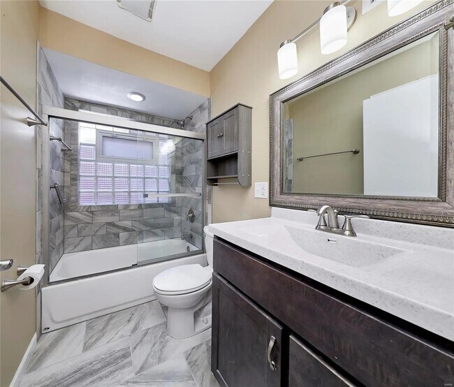 Building Photo - 1120 Terrace Dr