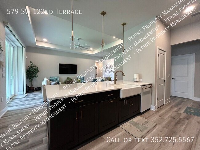 Building Photo - 579 SW 122nd Terrace