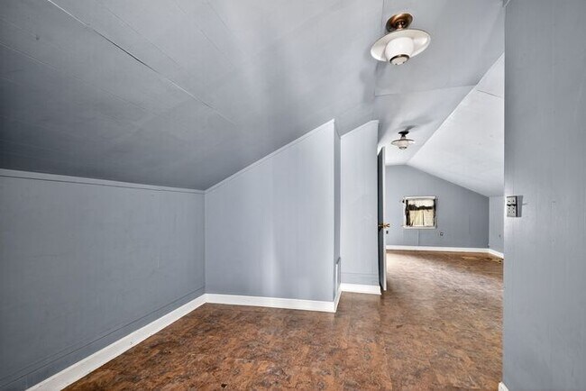 Building Photo - 322 Arlington Ave