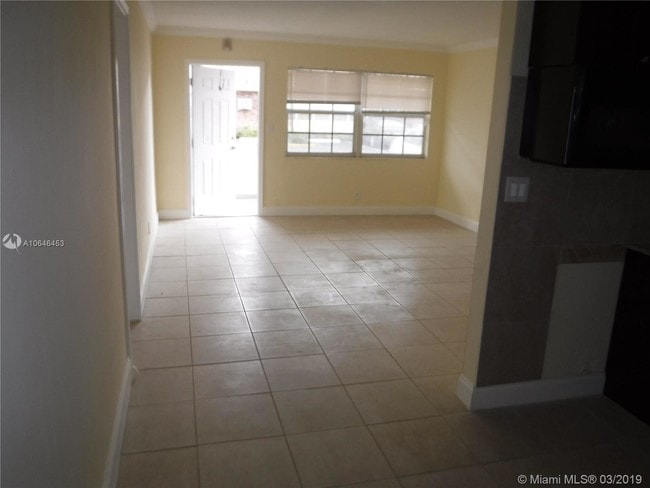 Building Photo - 2625 N Andrews Ave