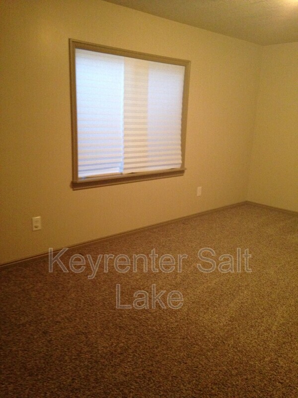Building Photo - 11637 S Kestrel Rise Rd