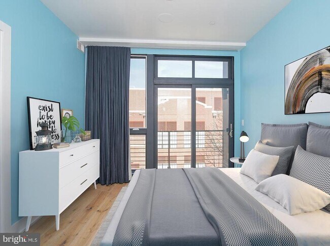 Building Photo - 1012 Harvard St NW