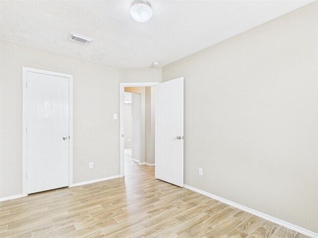 Building Photo - 3318 Field Manor Ln