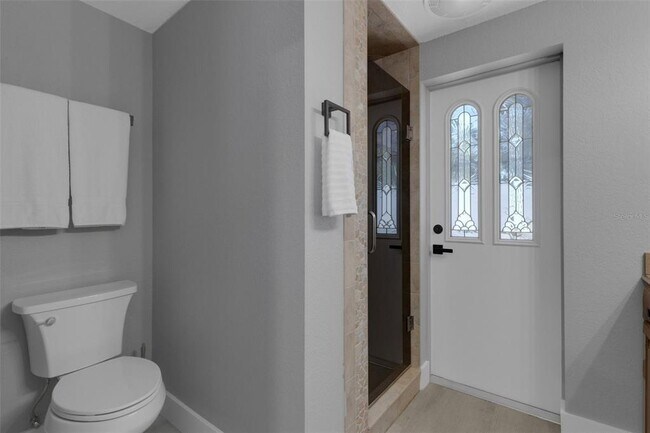 Building Photo - 4645 Hunter Ridge Dr