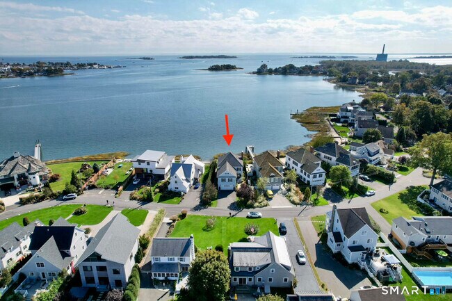 Building Photo - 50 Shorefront Park