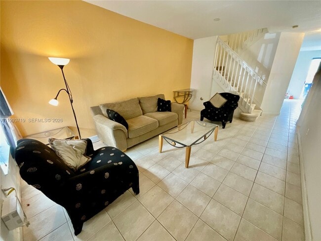 Building Photo - 5628 NW 113th Ave