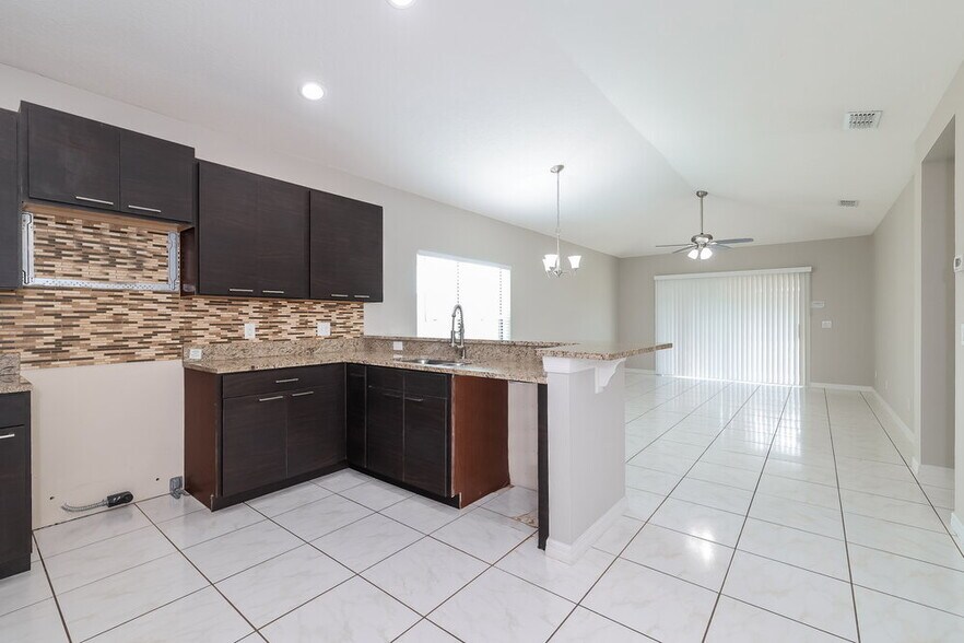 Building Photo - 4602 Caverns Dr