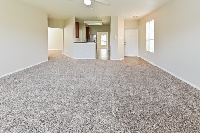 Building Photo - 9615 Barr Spring Dr