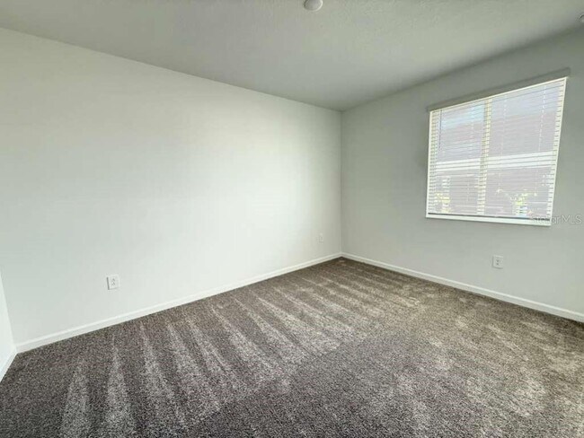 Building Photo - 120 Bogey Dr