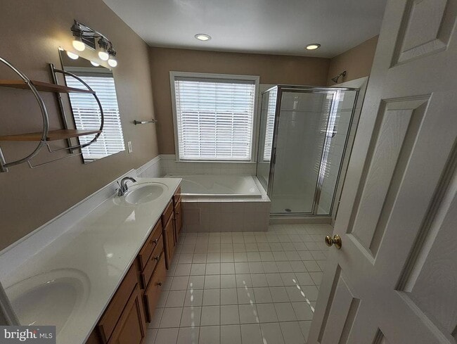 Building Photo - 15692 William Bayliss Ct