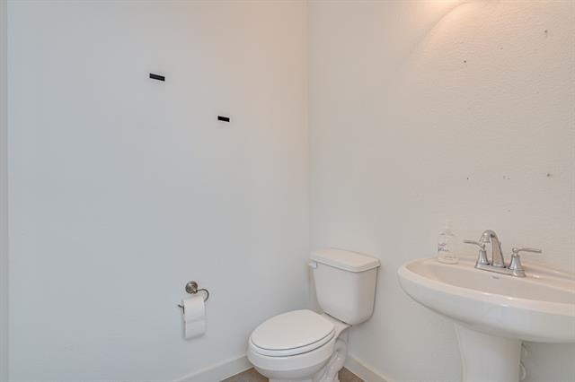 Building Photo - 2725 Splendor Ln