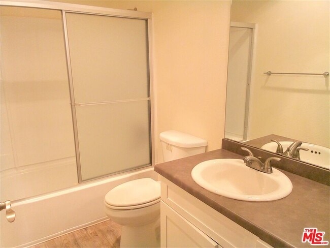 Building Photo - 11230 Camarillo St