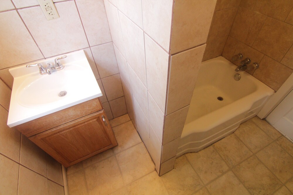 Building Photo - 620 West St