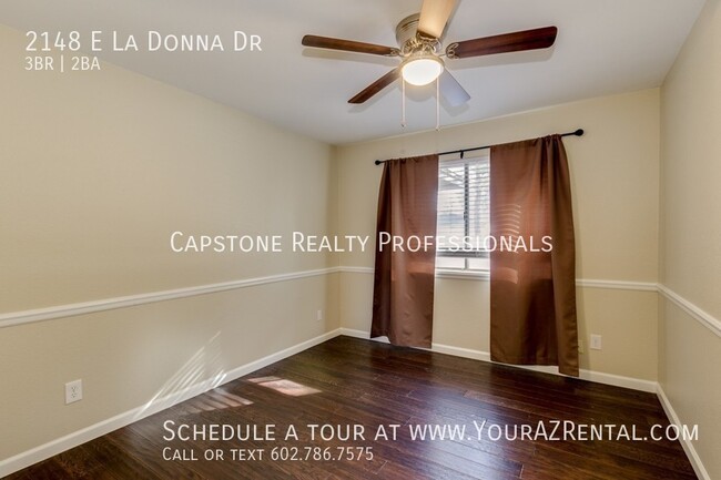 Building Photo - 2148 E La Donna Dr
