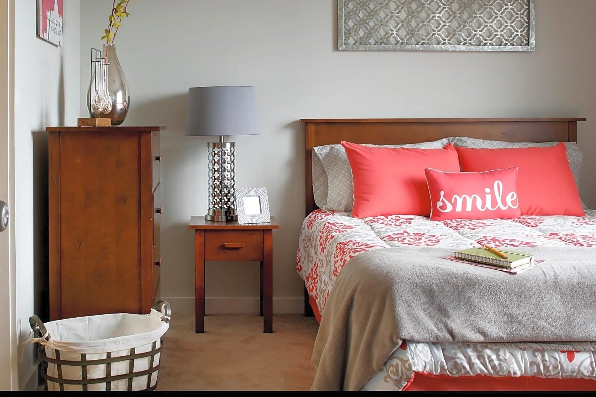 Building Photo - 2912 Mulberry St SE