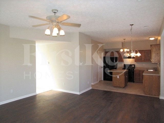 Building Photo - 1780 White Oak Way