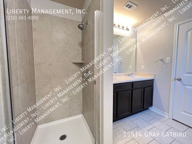 Building Photo - 5 Bedroom, 2.5 Bath Home in Redbird Ranch