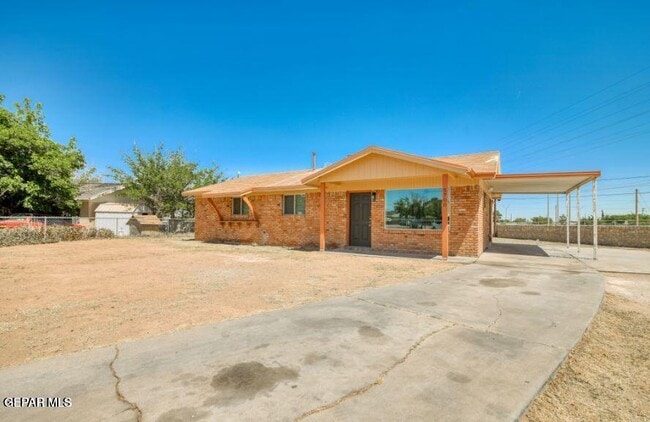 Building Photo - 5700 Edinburg Dr