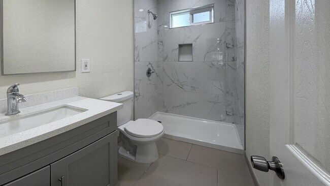 Building Photo - 3980 Cedar St