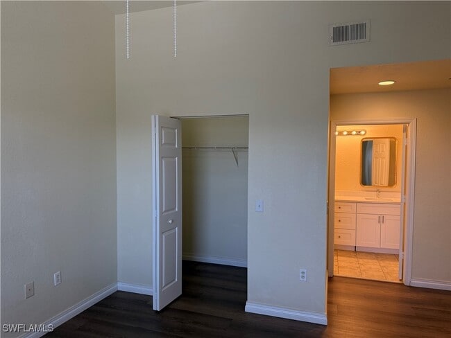 Building Photo - 7985 Preserve Cir