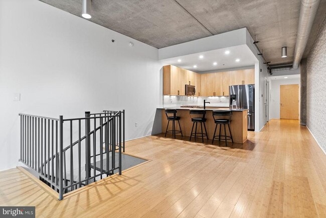 Building Photo - 1352 South St