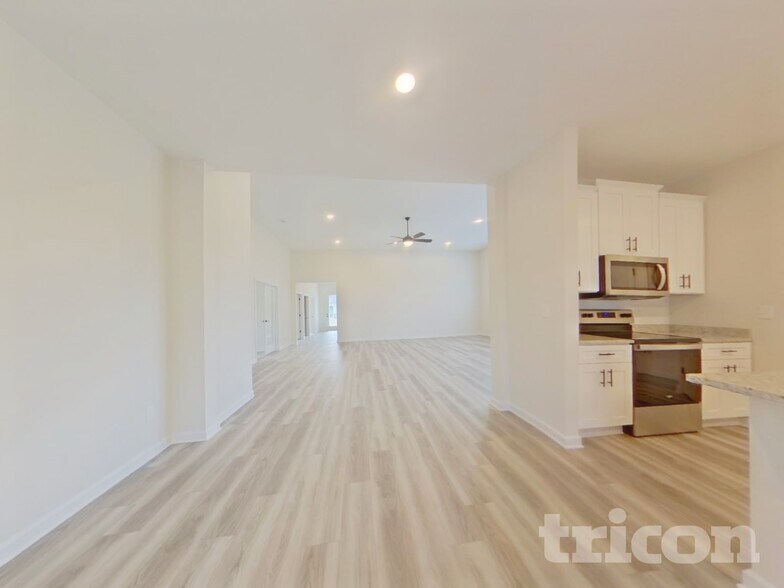 Building Photo - 3714 Saddle Bag Ct