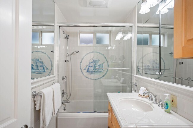 Building Photo - 3321O- Deja Blue | Hollywood Beach Oceanfront| FURNISHED