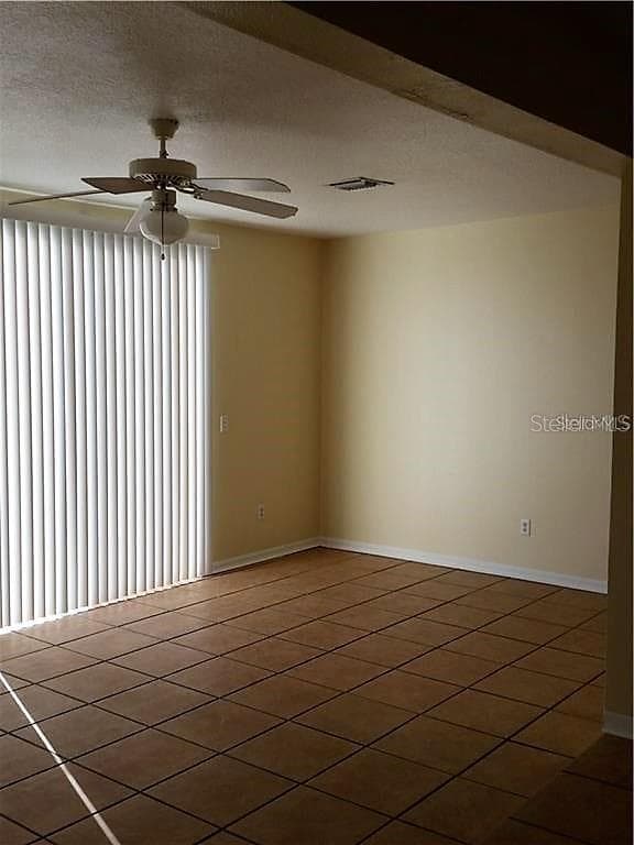 Building Photo - 251 Caribbean Dr