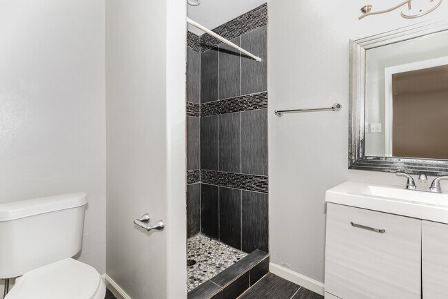 Building Photo - 24707 Wilderness Rd