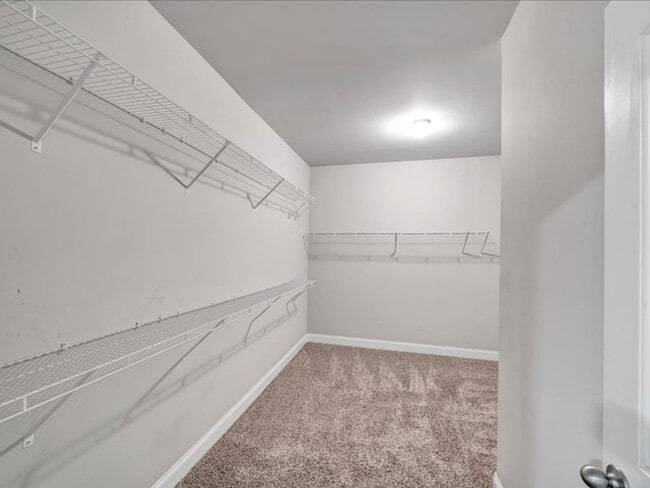 Building Photo - Spacious 4BR Home with Fenced Yard & Community Pool