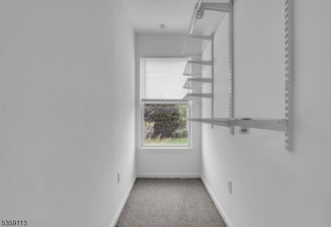 Building Photo - 513 Harding Ave