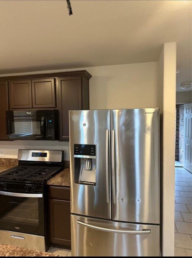 Building Photo - 20139 Linden Spruce Ln