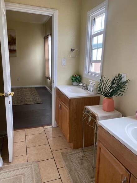 Building Photo - 12145 161st St