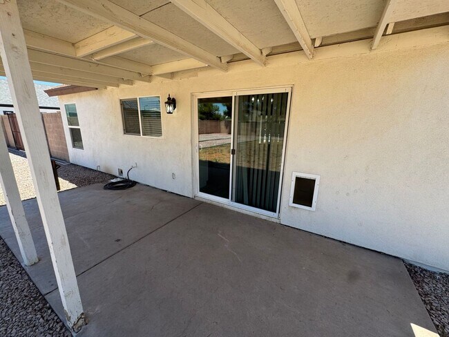 Building Photo - 768 E Stottler Pl