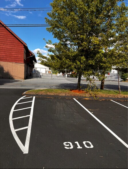 Building Photo - 35 Prospect St