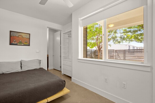 Building Photo - 505 Tillery St