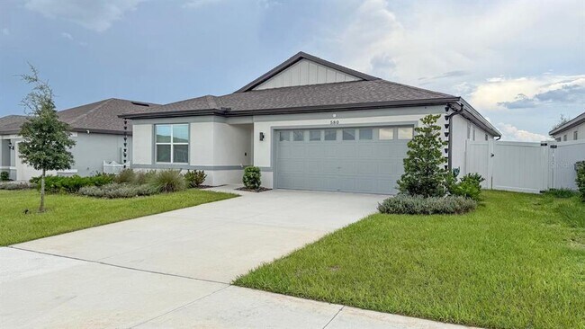 Building Photo - 580 Pine Tree Blvd