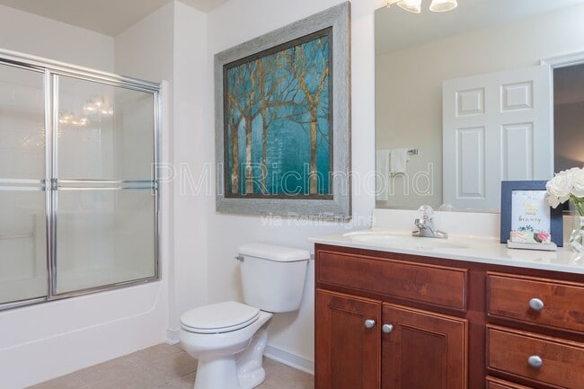 Building Photo - 6909 Stratford Townes Way