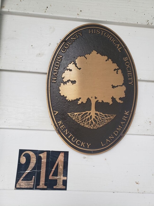 Building Photo - 214 North Main Street