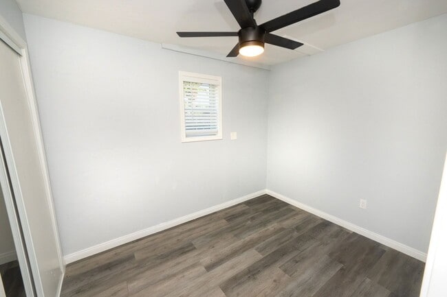 Building Photo - Ready for showing on 6-25-25    3BR/1BA - ...