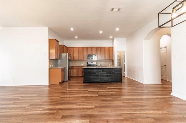 Building Photo - 3094 Camden Park Ln