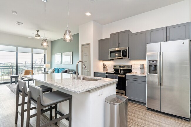 Building Photo - 2401 Aldrich St