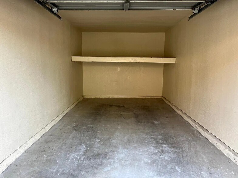 Building Photo - 1977 Ponderosa Dr