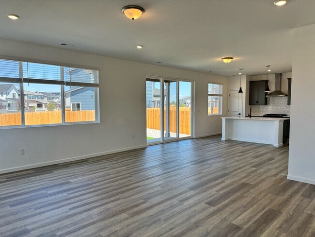 Building Photo - 5963 Sawdust Dr