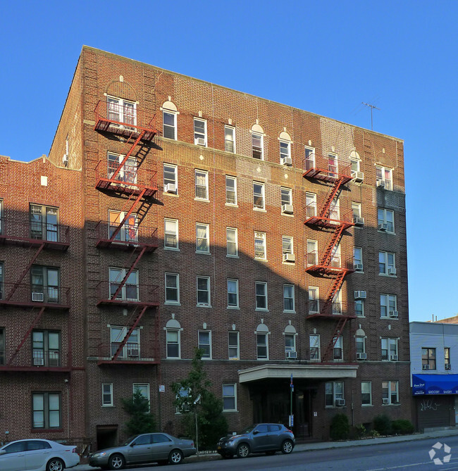 Building Photo - 1996 Ocean Avenue