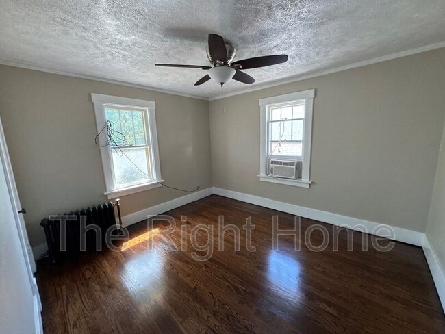 Building Photo - 1521 Park Wild Ave
