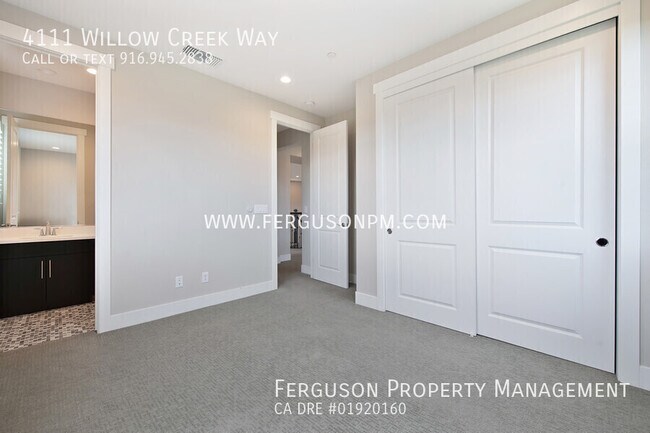 Building Photo - 4111 Willow Crk Wy